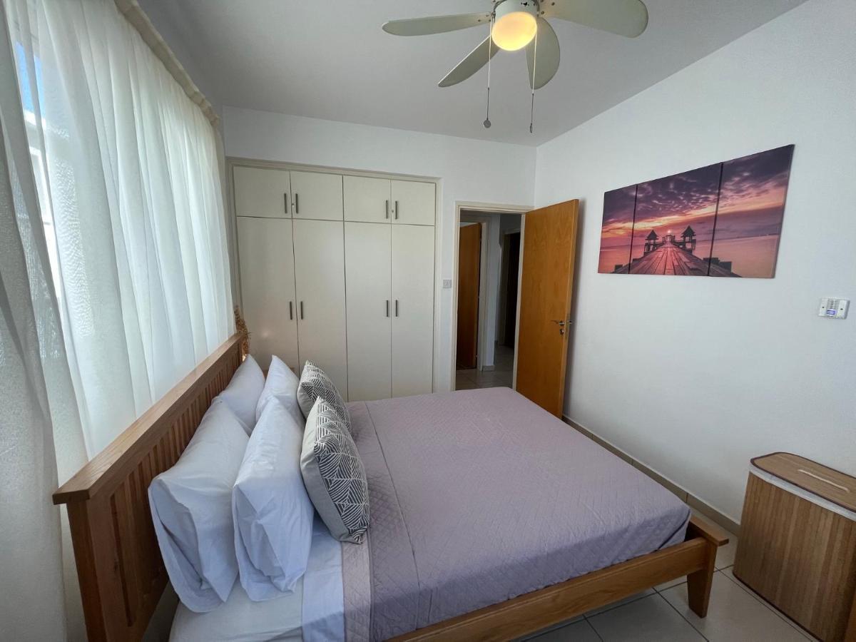 Beautiful 2 Bed Apartment In Peyia Valley, Paphos Bagian luar foto